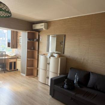 Продается 1-комнатная квартира, 33 м²