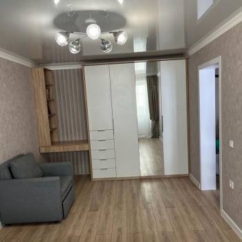 Продается 1-комнатная квартира, 35 м²