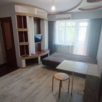 Сдается 1-комнатная квартира, 30 м²