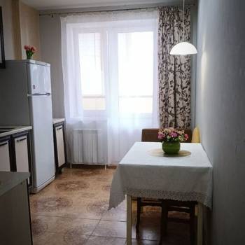 Сдается 1-комнатная квартира, 38 м²