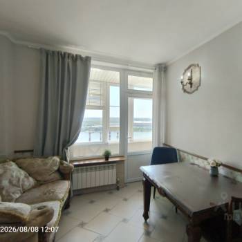 Сдается 1-комнатная квартира, 55 м²