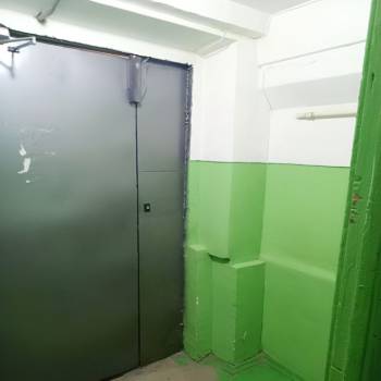 Продается Многокомнатная квартира, 59,7 м²