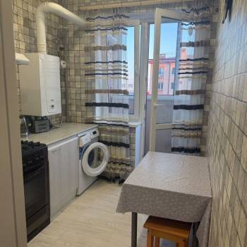 Сдается 1-комнатная квартира, 30 м²