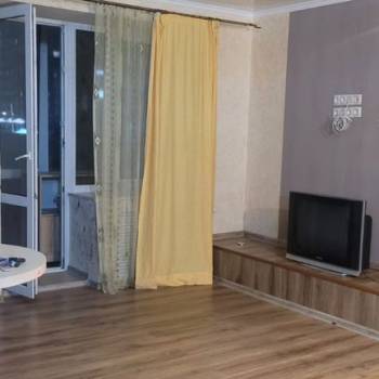 Продается 1-комнатная квартира, 40 м²