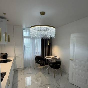 Продается 1-комнатная квартира, 38 м²