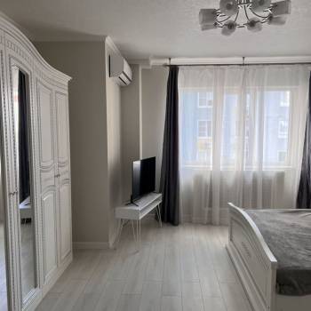 Сдается 1-комнатная квартира, 58,3 м²