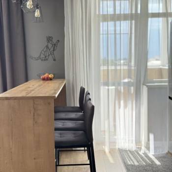 Продается 1-комнатная квартира, 37 м²