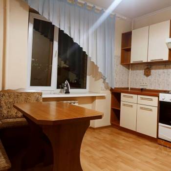 Сдается 1-комнатная квартира, 41 м²