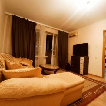 Сдается 1-комнатная квартира, 41 м²