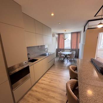 Сдается 2-х комнатная квартира, 64 м²