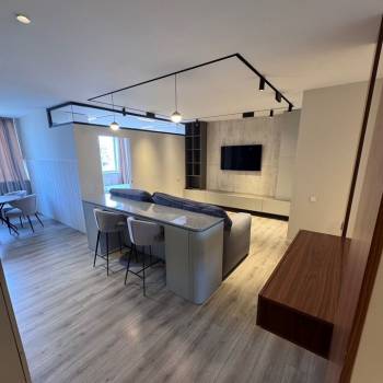 Сдается 2-х комнатная квартира, 64 м²