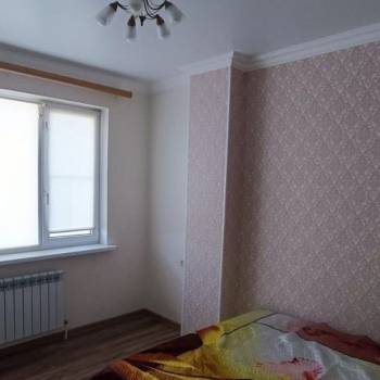 Сдается 1-комнатная квартира, 42 м²