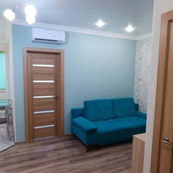 Сдается 1-комнатная квартира, 42 м²