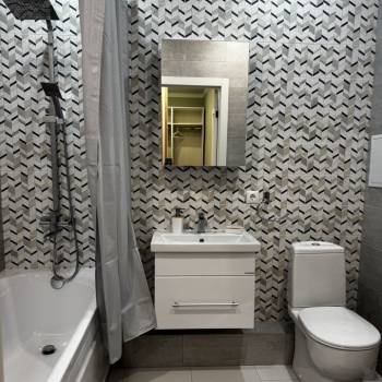 Сдается 1-комнатная квартира, 40 м²
