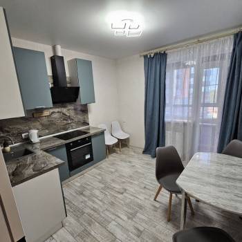 Сдается 1-комнатная квартира, 38 м²