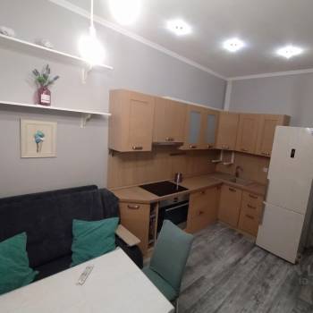 Сдается 1-комнатная квартира, 50 м²