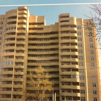 Продается 1-комнатная квартира, 70 м²