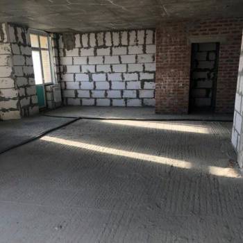 Продается 1-комнатная квартира, 70 м²