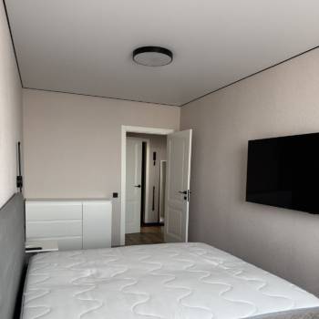 Сдается 1-комнатная квартира, 50 м²