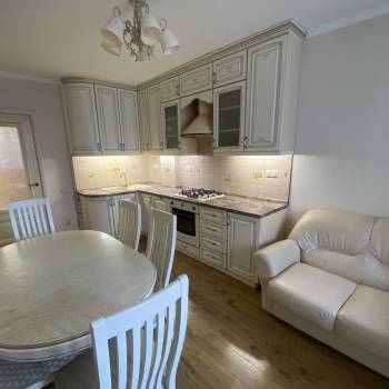 Продается 2-х комнатная квартира, 56 м²