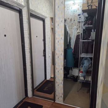 Продается 1-комнатная квартира, 37 м²
