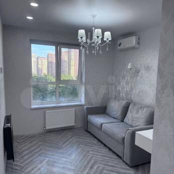 Продается 1-комнатная квартира, 36,8 м²
