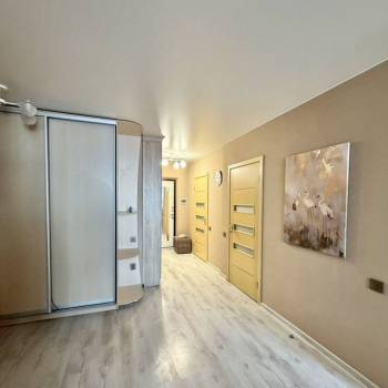 Сдается 2-х комнатная квартира, 65 м²