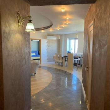 Сдается Многокомнатная квартира, 129 м²