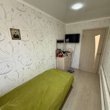 Продается Многокомнатная квартира, 70 м²