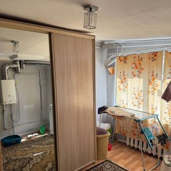 Продается Многокомнатная квартира, 70 м²