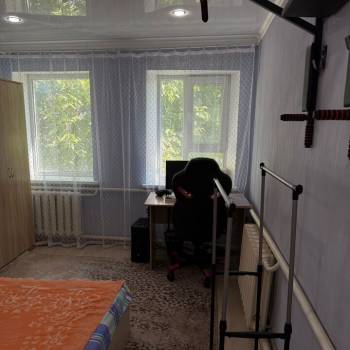 Продается Многокомнатная квартира, 70 м²