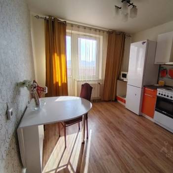 Сдается 2-х комнатная квартира, 56 м²