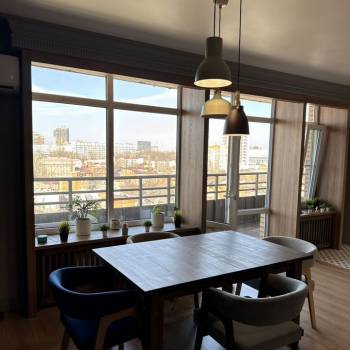 Сдается 2-х комнатная квартира, 80 м²