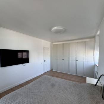 Сдается 2-х комнатная квартира, 80 м²