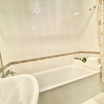 Сдается 1-комнатная квартира, 43 м²