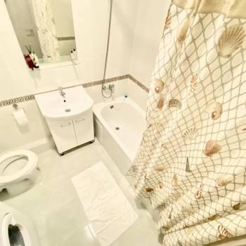 Сдается 1-комнатная квартира, 43 м²