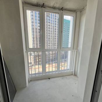 Продается 1-комнатная квартира, 91,3 м²