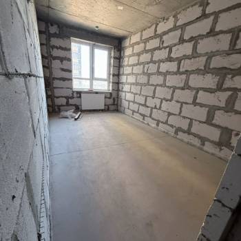 Продается 1-комнатная квартира, 42 м²