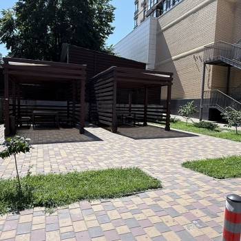 Продается 1-комнатная квартира, 42 м²