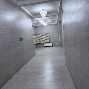 Продается 1-комнатная квартира, 42 м²