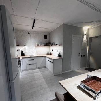 Продается 1-комнатная квартира, 28 м²