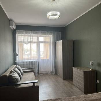 Сдается 1-комнатная квартира, 40 м²