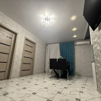 Продается 3-х комнатная квартира, 48 м²