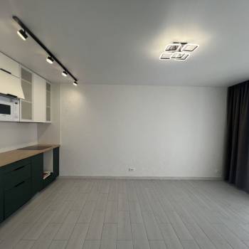 Продается 1-комнатная квартира, 40 м²