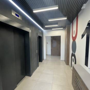 Продается 1-комнатная квартира, 40 м²