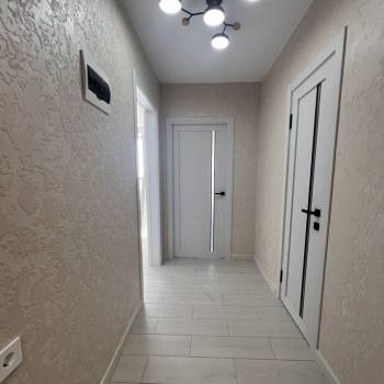 Продается 1-комнатная квартира, 40 м²