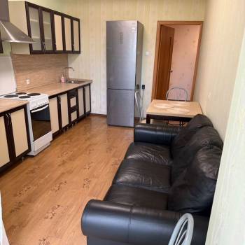 Сдается 1-комнатная квартира, 39,4 м²