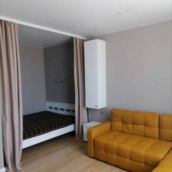 Сдается 1-комнатная квартира, 38 м²