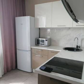 Сдается 1-комнатная квартира, 38 м²