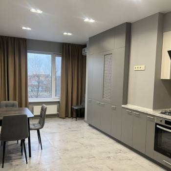 Сдается 1-комнатная квартира, 47 м²